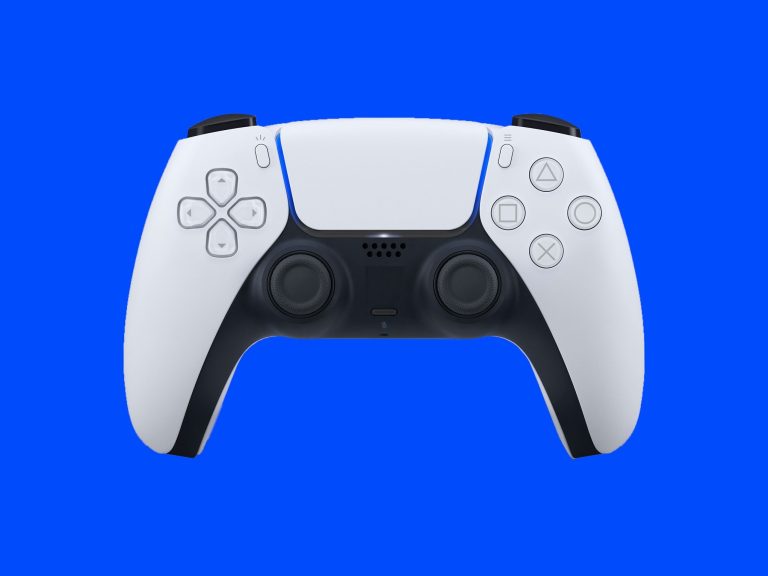 Enhance Your Gameplay Control with Gamezevolution’s Gaming Controller